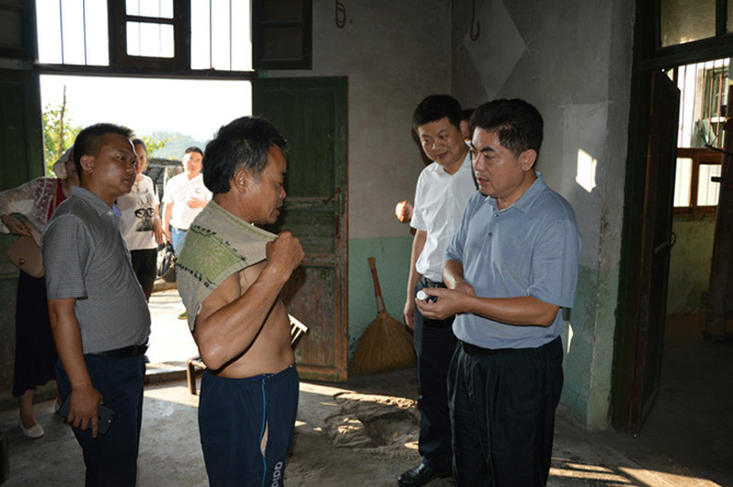 usdt全球娱乐城集团,长沙杀虫剂,长沙光气衍生物,长沙氨基酸保护剂,长沙锂离子电池材料